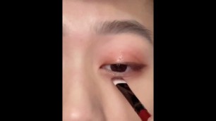 'Recreating BLACKPINK Lisa’s Moonshot Makeup'