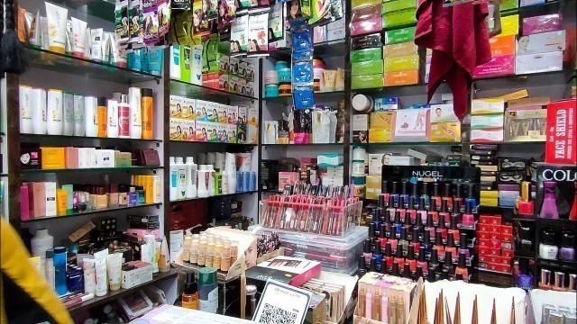 'Bangalore Wholesale Branded Parlour  Shop/Parlour&Saloon Makeup,Cosmetic,Hair Straightners/Shopping'