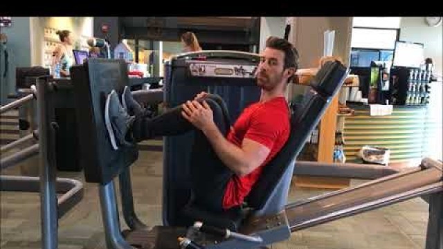 'How to use the Leg Press Machine at Innovative Health & Fitness'