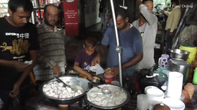 'Mouthwatering Dahi Bora | Kolkata Zakaria Street | Street Food Online'