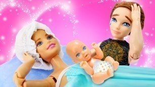 'Barbie baby doll! Barbie dolls & Barbie family routines - Videos for kids'