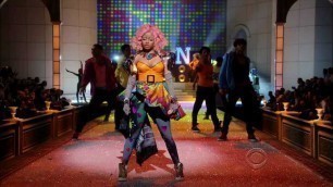 'Nicki Minaj Performing Super Bass at Victoria\'s Secret Fashion Show[Best Quality].mkv'