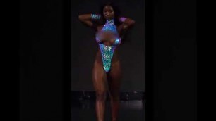 'Body painting short. Fashion walk of fame #shorts #memes #tiktok #meme #shortvideo #fashion'