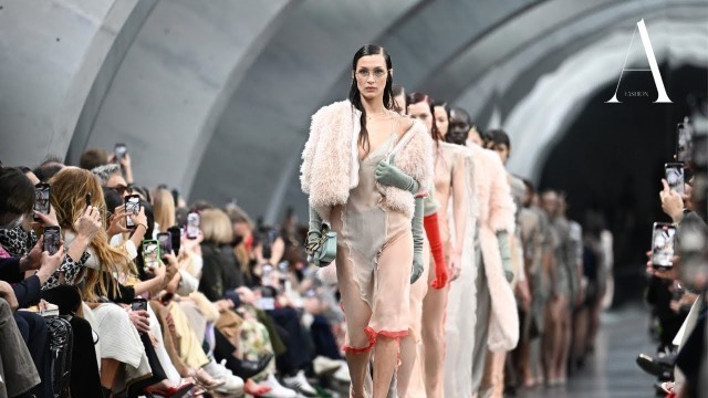 '15 Fashion Trends From the Fall 2022 Runways'