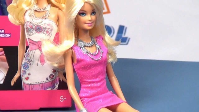 'Barbie Fashion Design Plates Doll / Studio Projektowe Strojów - Barbie - Mattel'