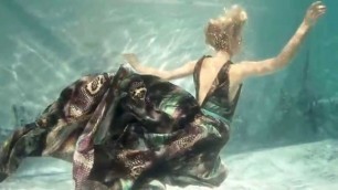 'Underwater fashion show Harmagedon. By Jana Nedzvetskaya'