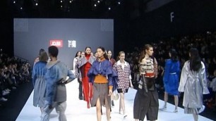 'New Sales Mode Introduced at China Fashion Week in Beijing'