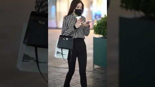 'Chinesestreetfashion Hot Asians China TikTok 抖音#shorts#fashion #styletips'