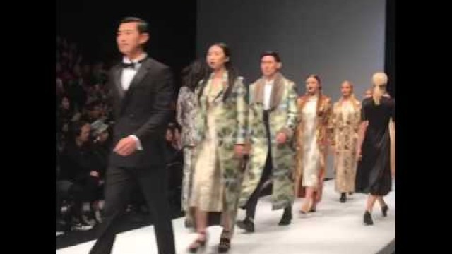 'Коллекция \"Unbroken\" Айжан Жузбай на Mercedez-Benz China Fashion Week'