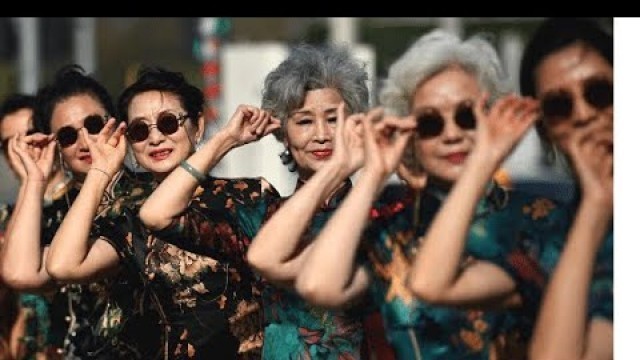 'China\'s Fashion Grandmas (Elementary level English A2)'