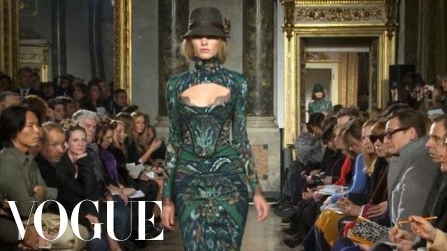 'Fashion Show - Emilio Pucci: Fall 2011 Ready-to-Wear'