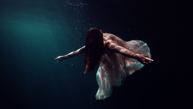 'Underwater fashion Shoot'