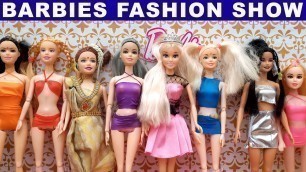 'Barbie Fashion Show | Fashion Show | Mini Foodies |'