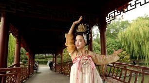 'Chinese ancient fashion makes a comeback'