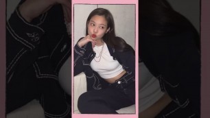 '10 Times BLACKPINK’s Jennie Stayed On Trend With Y2K Fashion #shorts'