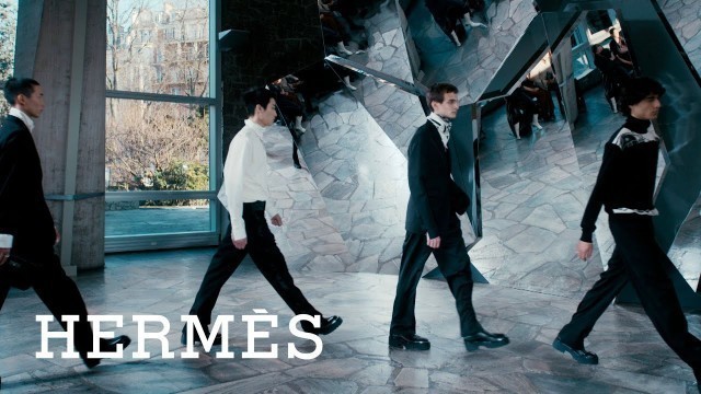 'Hermès | Men\'s winter 2023 live show'