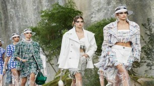 'Chanel - HD | Spring/Summer 2018 | Paris Fashion Week'