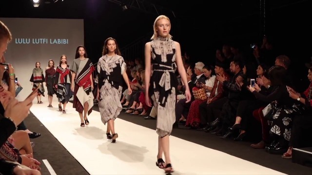 'Desainer Indonesia di MQ Vienna Fashion Week 2017: Warnatasku, Handy Hartono, Lulu Lutfi Labibi'