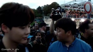 'Lee Jong Suk (이종석) - Saint Laurent fashion show - Paris, September 26th'