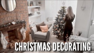 'Christmas Decorating Vlog | Fashion Influx'