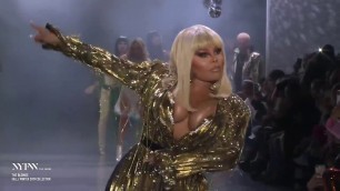 'Lil\' Kim - \"Go Awff\" & \"The Jump Off\" (Live at The Blonds Show 2019)'