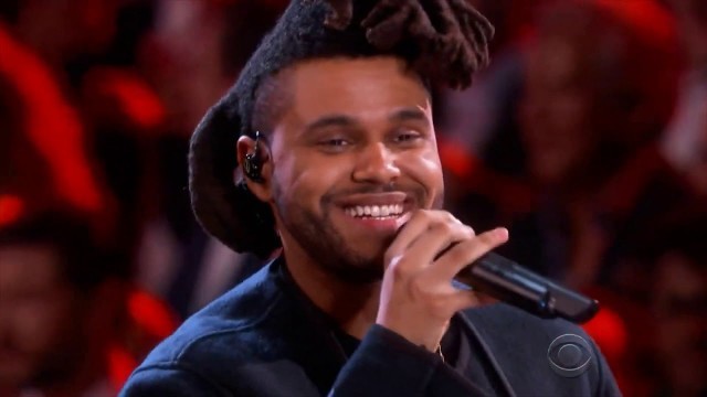 'VICTORIA\'S SECRET FASHION SHOW 2015/ The Weeknd/ Can\'t Feel My Face'