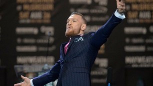 'How To Dress Like Conor McGregor | Dress Like The Champ!'