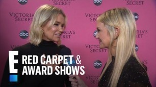 'Yolanda Hadid Is \"So Excited\" for Gigi & Bella on the VS Runway | E! Red Carpet & Award Shows'