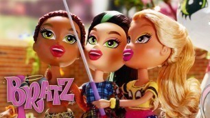 'Pet Showdown | Bratz Stop Motion Compilation | Bratz Official'