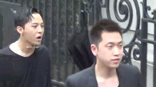 'GD G-Dragon 권지용 @ Paris  Fashion Week 22 june 2016 show Haider Ackermann - juin'