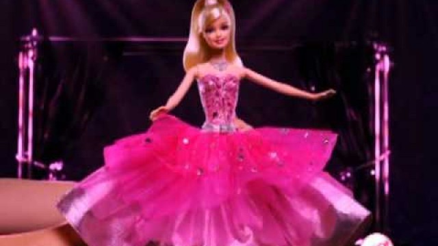 'A Fashion Fairytale - Barbie Doll | Toys R Us Canada'