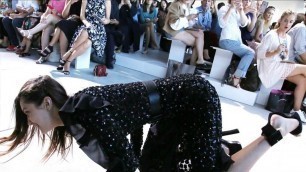 'Bella Hadid FALLS ON THE RUNWAY during New York Fashion Week on theFeed!'