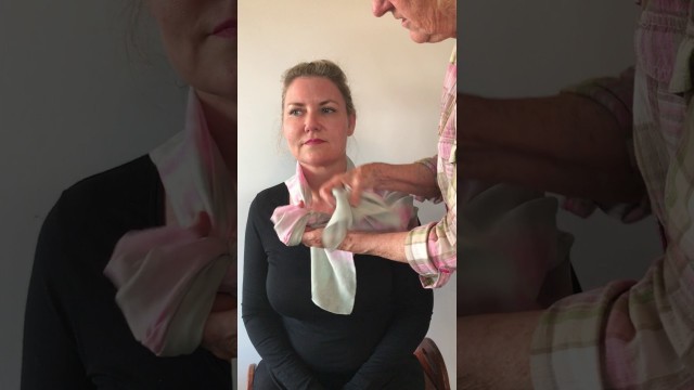 'Slip knot style of Silk Scarf tying by Kerry Cline'