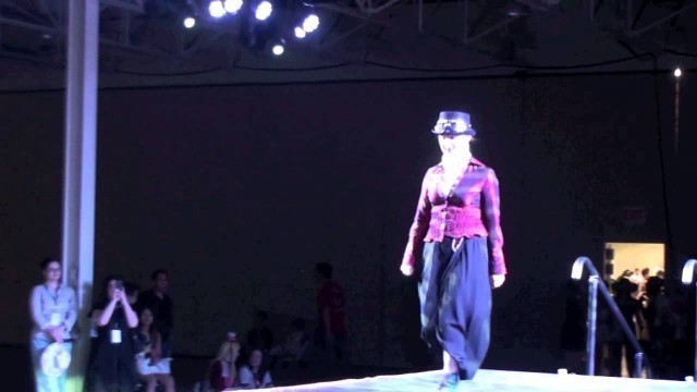 'Anime North Fashion Show 2014-4-Steampunk Fashion, Appollonie'