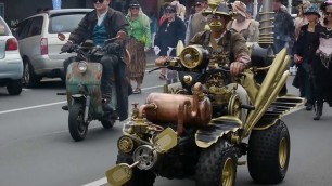 'THAMES -  STEAMPUNK FESTIVAL PARADE'