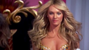 'Candice Swanepoel at Victoria\'s Secret 2013 (British Invasion)'