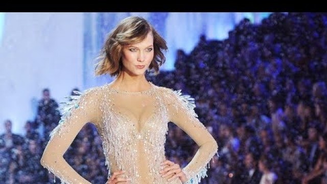 'Top 3 Karlie Kloss Walks in Victoria\'s Secret Runway History (2011-2017)'