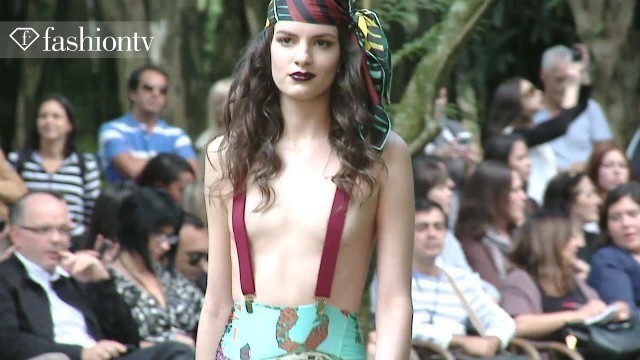 'Neon Shows Off Outdoors - Spring/Summer 2013 Sao Paulo Fashion Week | FashionTV'