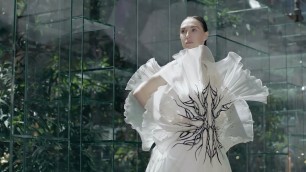 'Iris van Herpen ~ \'Transmotion\' Short Film'