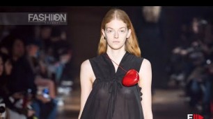 'BEAUTIFUL PEOPLE Fall 2019 Highlights Paris - Fashion Channel'