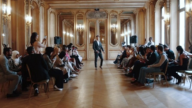 'ROSHMODE - 2018 Spring Summer Men\'s Fashion WEEK PARIS WORLD'