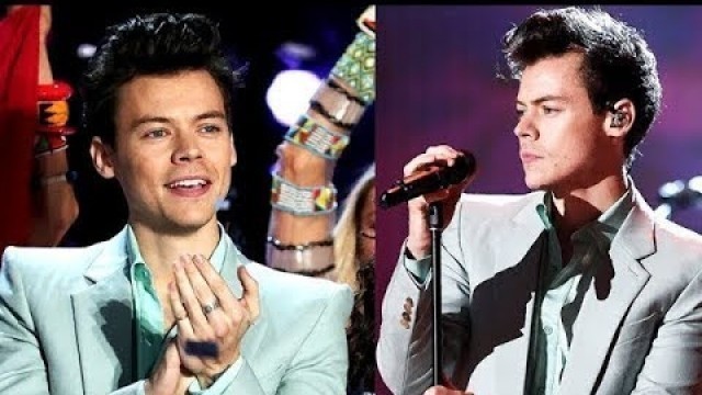 'Harry Styles - Only Angel, Kiwi at Victoria\'s Secret Fashion Show | Shanghai 2017'