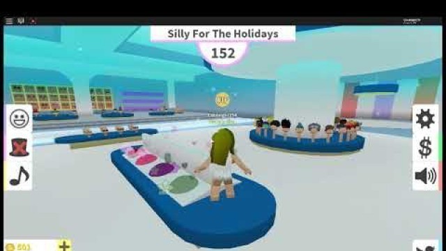 'FASHION FRENZY: ROBLOX'