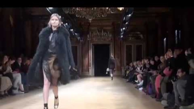 'Sharon Wauchob   Fall Winter 2014 2015 Full Fashion Show   Exclusive Video'