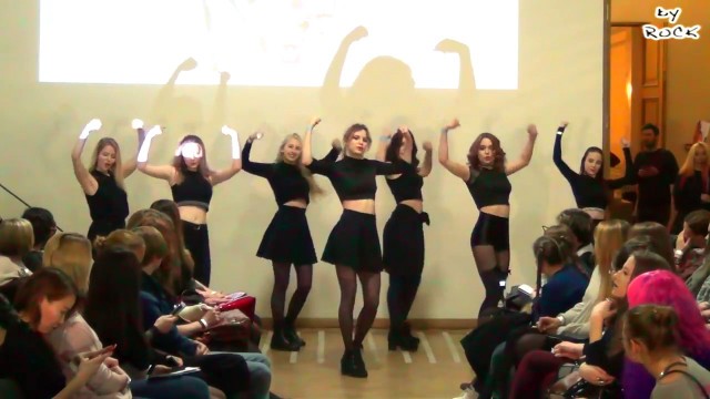 'I O I   Whatta Man dance cover by Sinful Spell STREET FASHION SHOW 2017 04 02 2017'