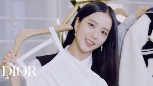 'JISOO\'s Cruise 2022 virtual front row'