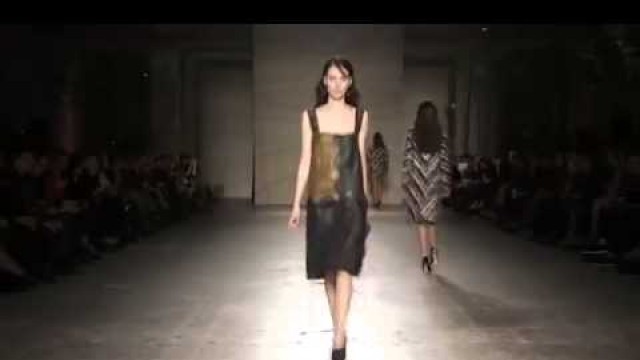 'Marco de Vincenzo   Fall Winter 2014 2015 Full Fashion Show   Exclusive Video'