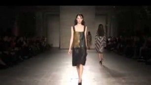 'Marco de Vincenzo   Fall Winter 2014 2015 Full Fashion Show   Exclusive Video'