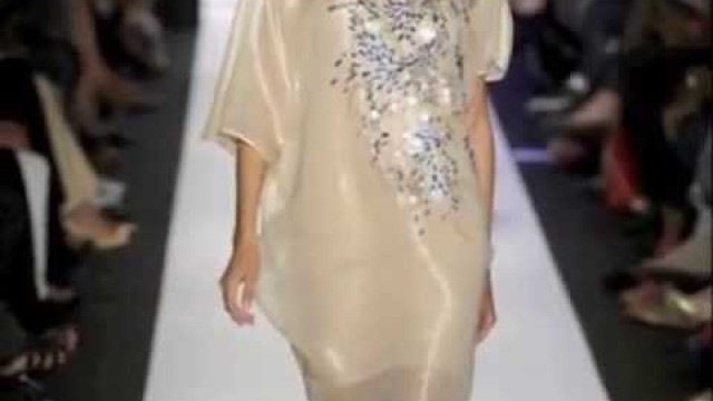 'Nude Sparkles Trend: New York Fashion Week Spring/Summer 2011 (#3 of 4 Trend Videos)'