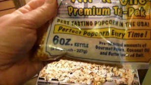 'Old Fashioned Movie Time Popcorn Popper Review By Nostalgia Popcorn'